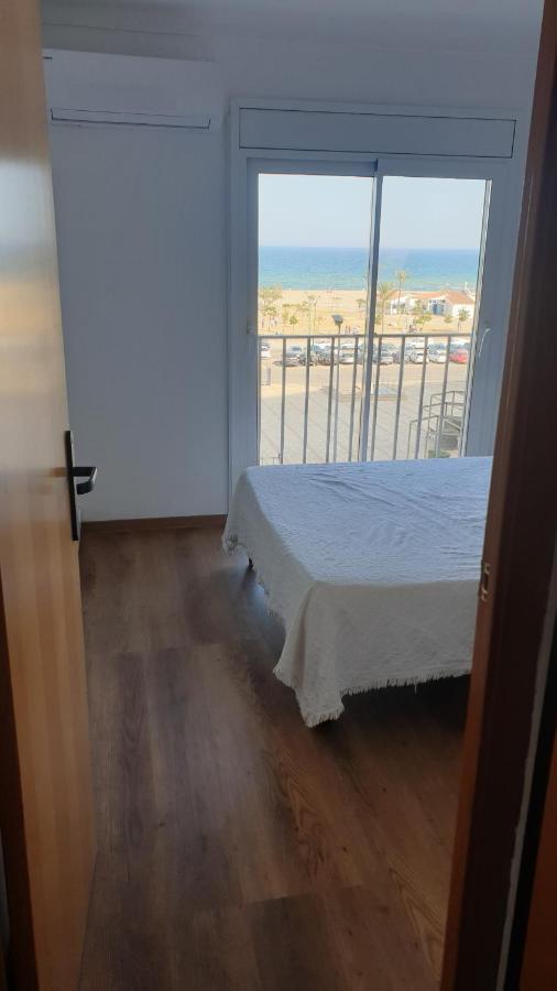 Les Vagues Au Balcon Daire Empuriabrava Dış mekan fotoğraf