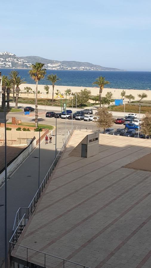 Les Vagues Au Balcon Daire Empuriabrava Dış mekan fotoğraf
